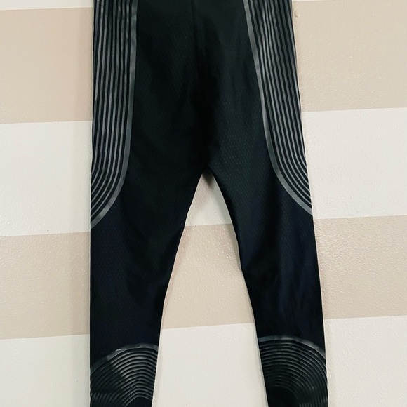 Nike Dri-Fit Leggings – Size S - Picture 7 of 9